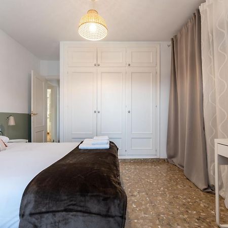 Claveles Apartment By Bossh! Apartments มาลากา ภายนอก รูปภาพ