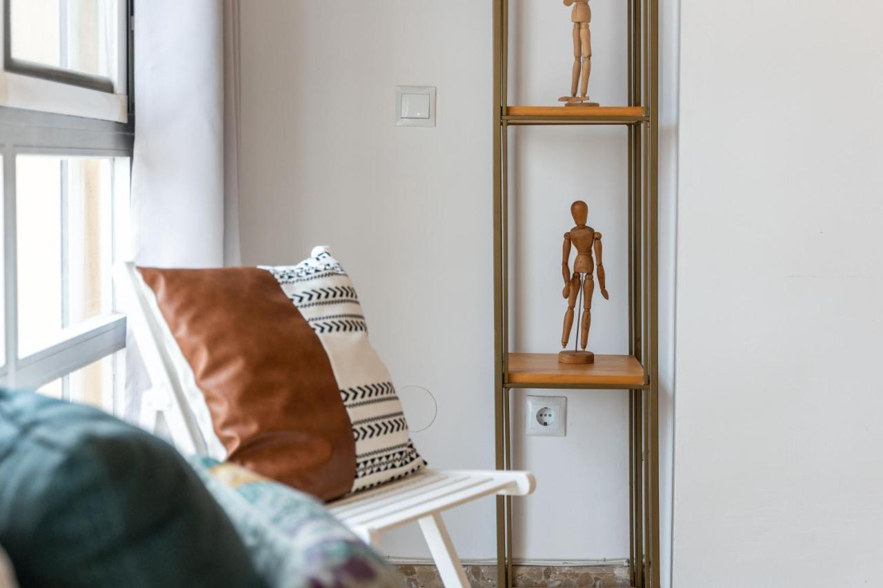 Claveles Apartment By Bossh! Apartments มาลากา ภายนอก รูปภาพ