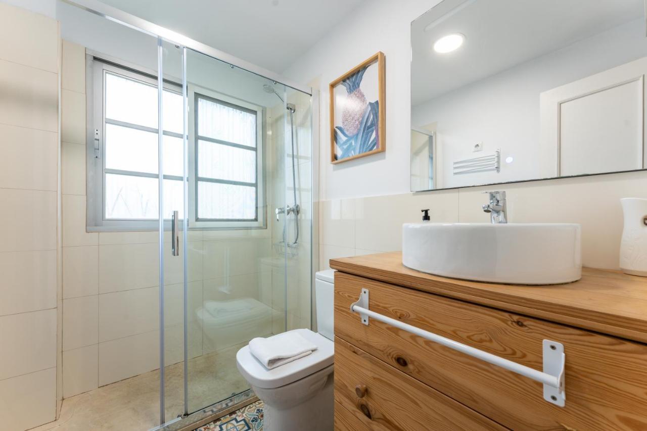 Claveles Apartment By Bossh! Apartments มาลากา ภายนอก รูปภาพ